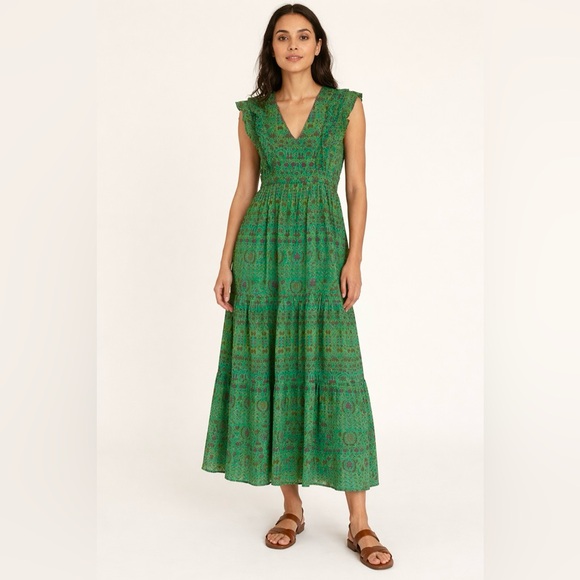 Sundance Dresses & Skirts - Sundance Green Printed Maxi Dress